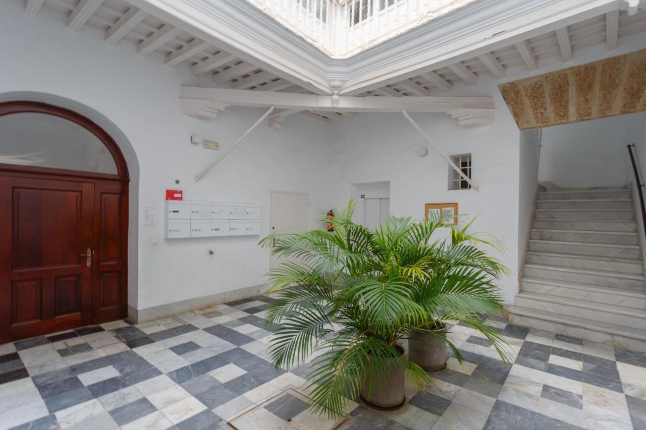 The Queen'S Designer Apartment By Cadiz4Rentals Exterior foto